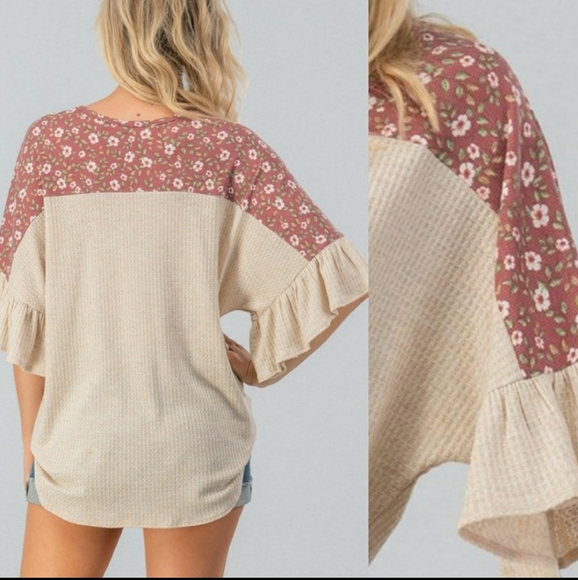 RELISTED Soft floral waffle knit spliced tie top - Picture 4 of 8